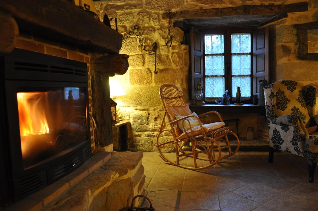 Casa Rural Los Dujos Hotel Gallejones ภายนอก รูปภาพ