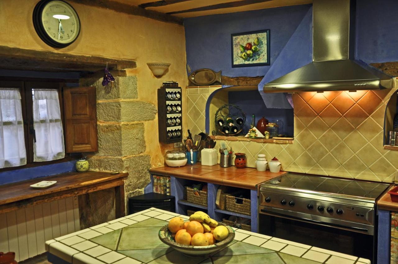 Casa Rural Los Dujos Hotel Gallejones ภายนอก รูปภาพ
