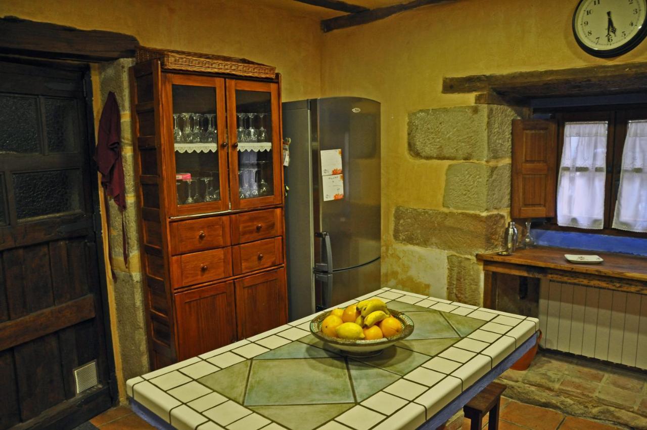 Casa Rural Los Dujos Hotel Gallejones ภายนอก รูปภาพ