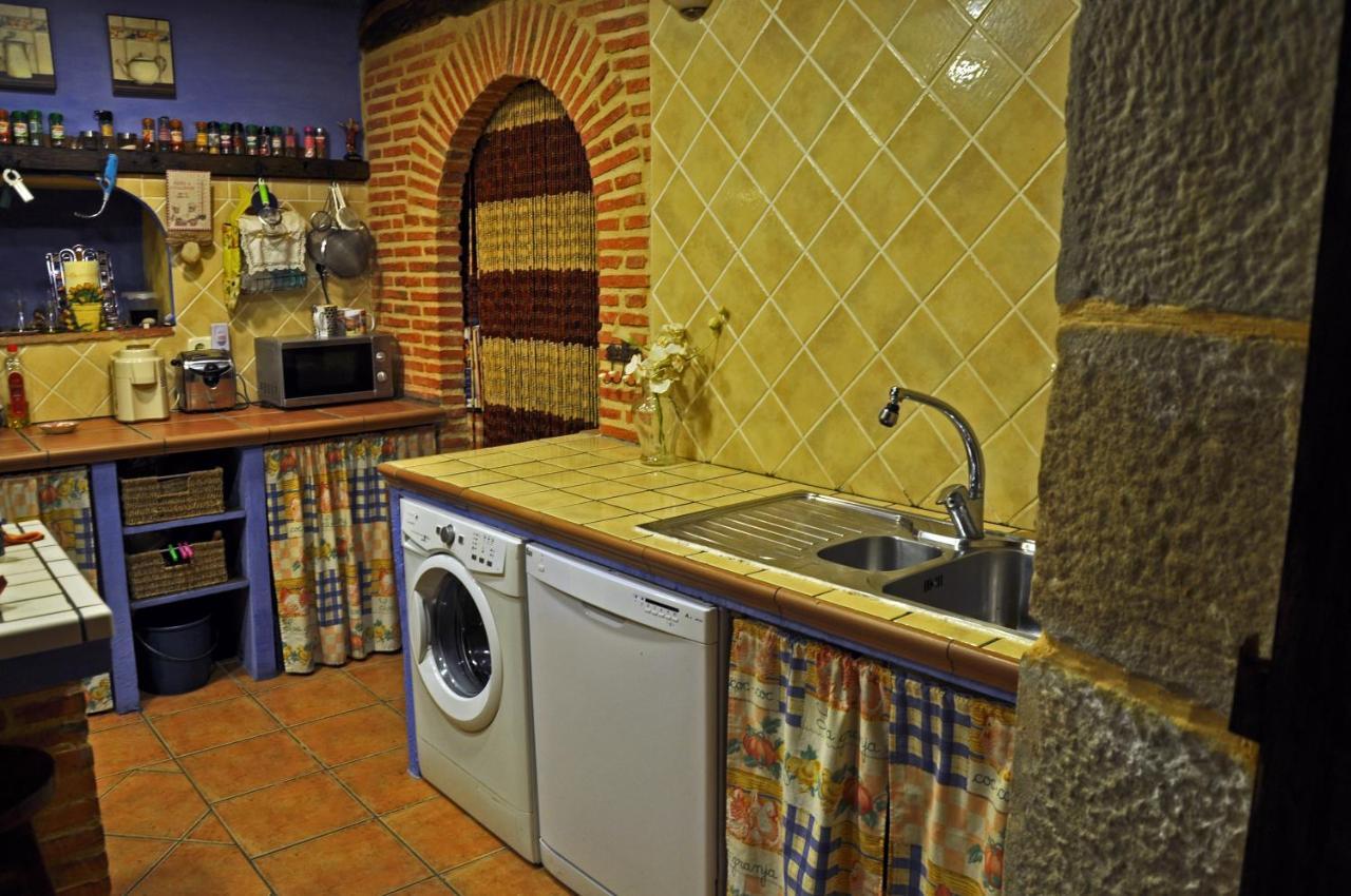 Casa Rural Los Dujos Hotel Gallejones ภายนอก รูปภาพ