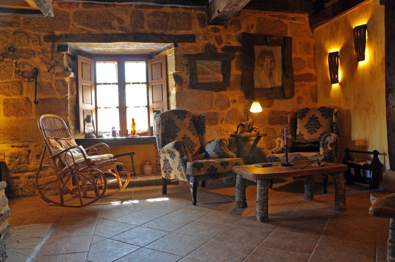 Casa Rural Los Dujos Hotel Gallejones ภายนอก รูปภาพ